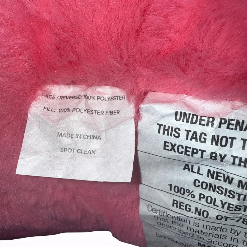 Forever 21 Home Pink Raspberry Faux Fur Backrest 31”x20”x16” Retail $120 NEW NWT